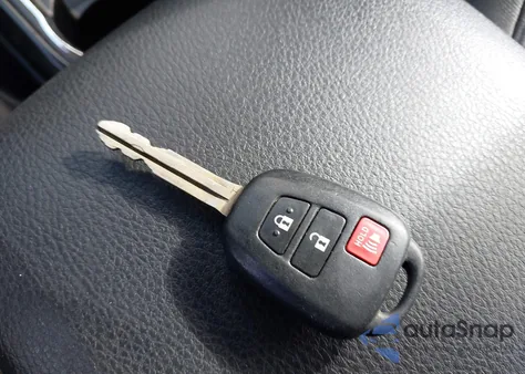 2017 Toyota Tacoma Sr from USA, damaged, VIN 5TFRX5GN1HX081966